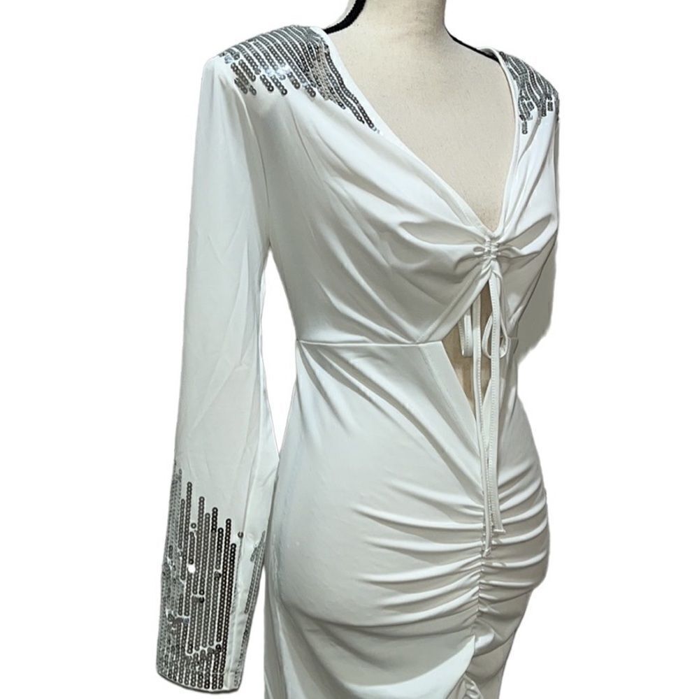 FTF Sequin Detail Keyhole Gown (flawed) - Picture 6 of 16